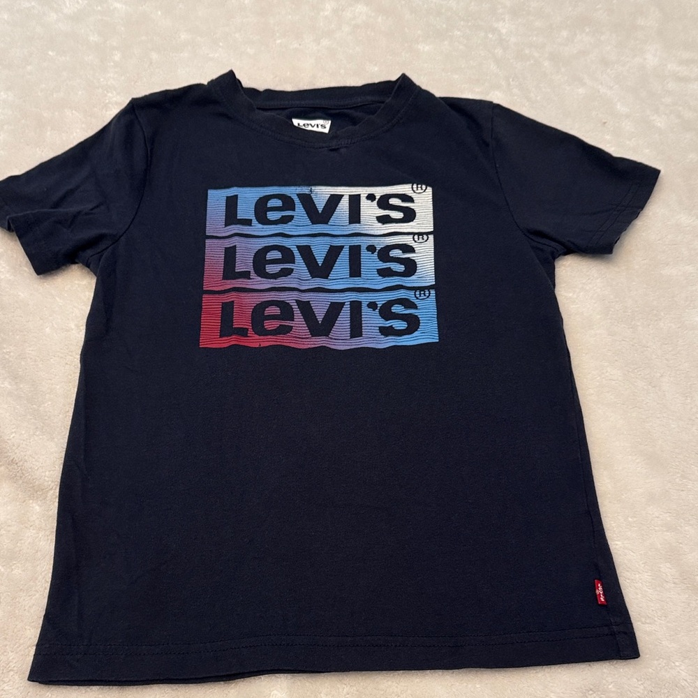 Levi's Kids Navy Blue and Multicolor Graphic Tee